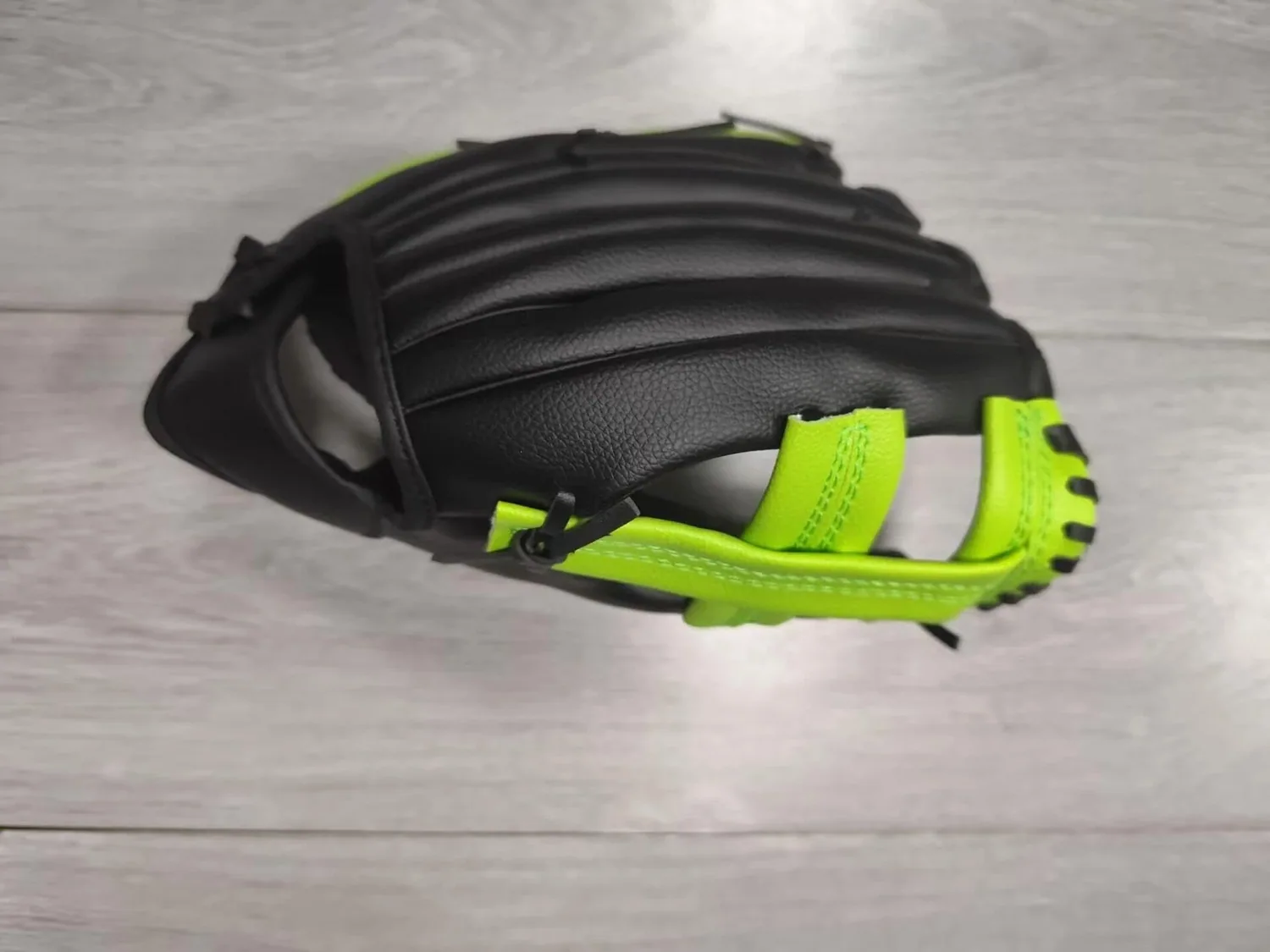 Senston Baseball Glove, 11.5 Inch, with Soft Ball